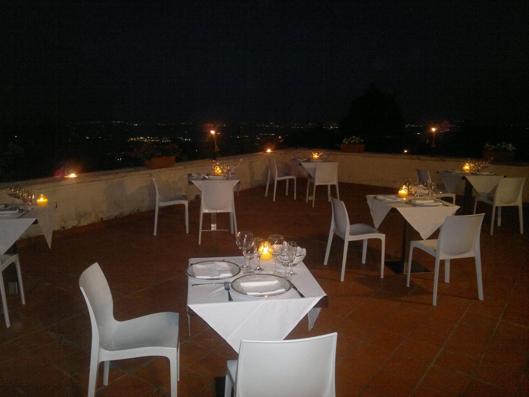 Hotel Villa Del Cardinale Norma Ngoại thất bức ảnh