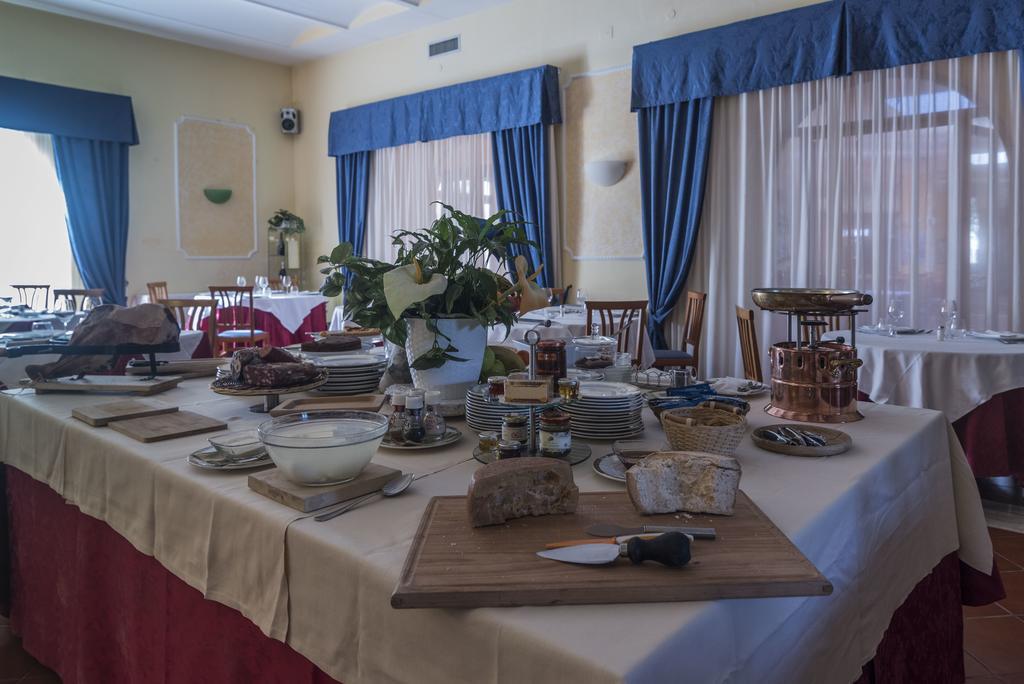 Hotel Villa Del Cardinale Norma Ngoại thất bức ảnh